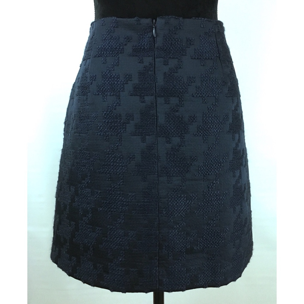 LAST CHANCE!!  Zara Blue Houndstooth Cross-laced Skirt - Picture 5 of 8